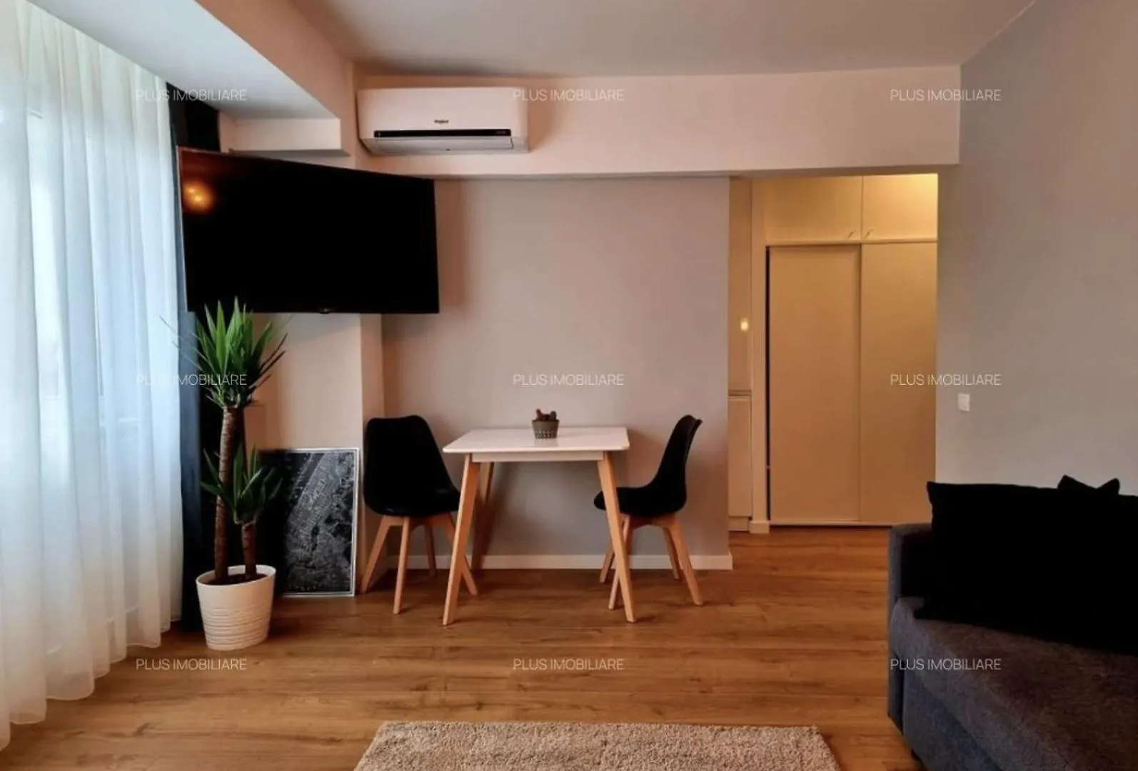 Modern Oasis Apartment Bucharest Romania